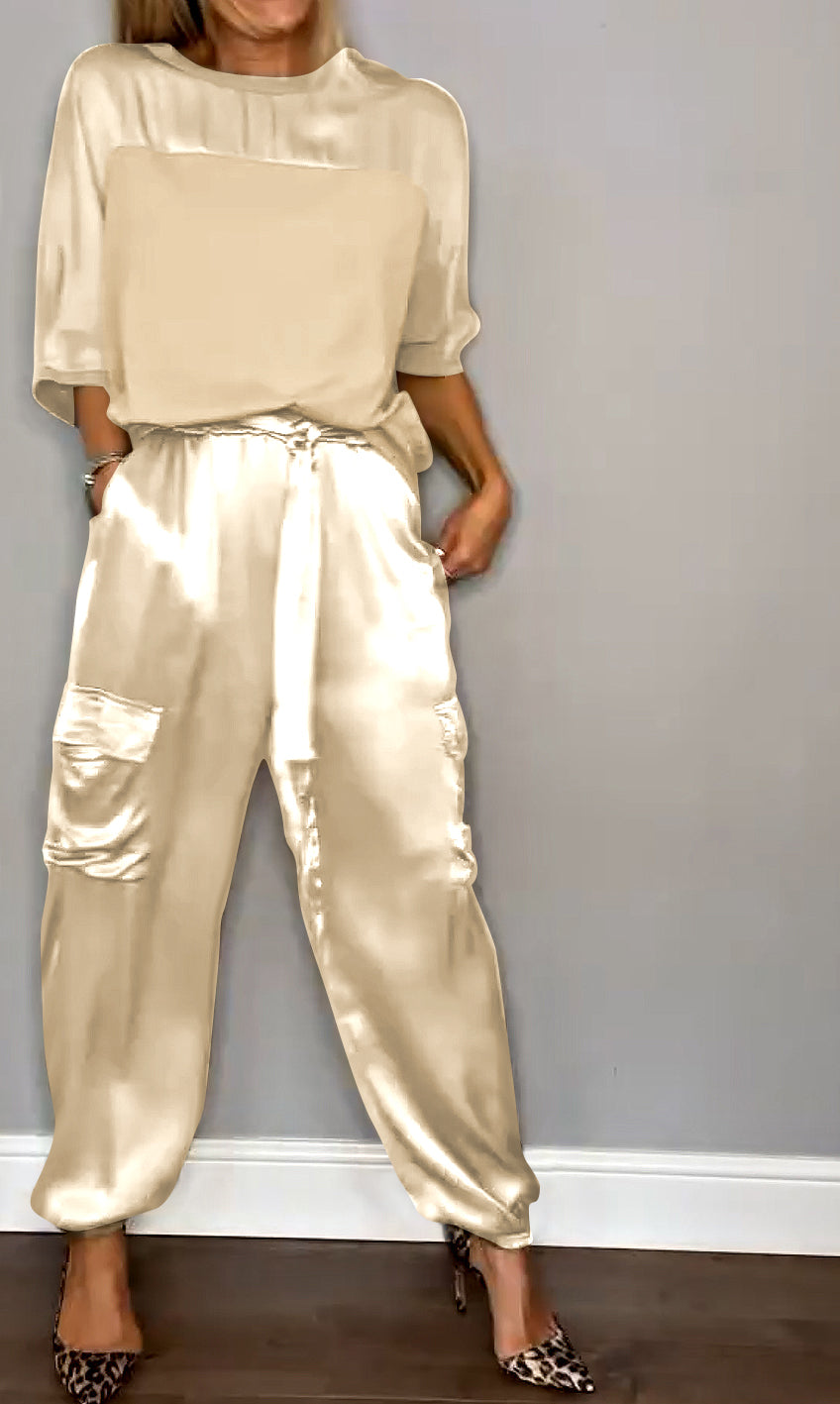 Conjunto de dos piezas elegante y versátil para verano y ocasiones casuales