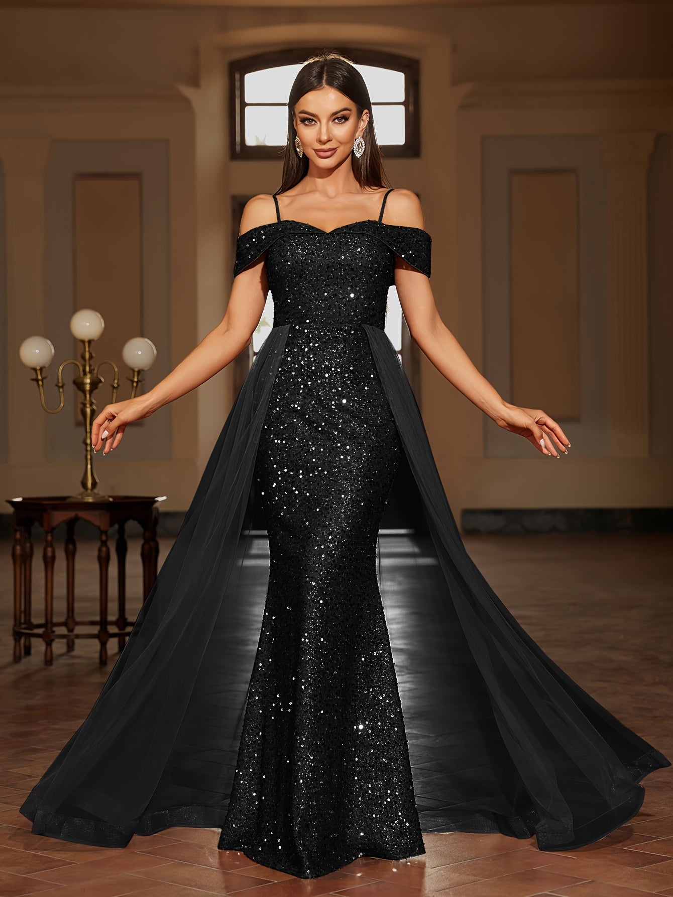 Vestido Largo de Noche con Cintura Ceñida y Falda Fluida | Ideal para Primavera y Verano