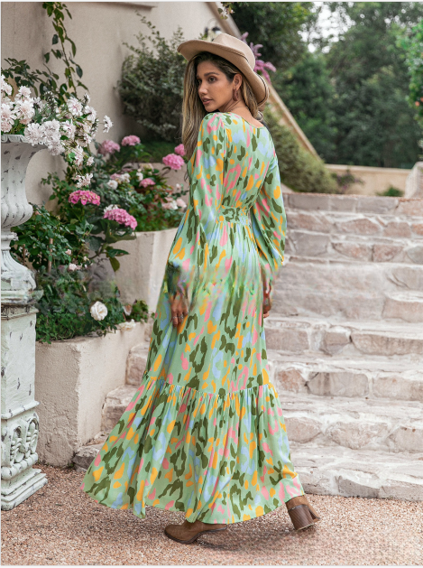 Vestido Largo con Estampado Bohemio, Cintura Fruncida y Mangas Largas | Ideal para Primavera y Otoño