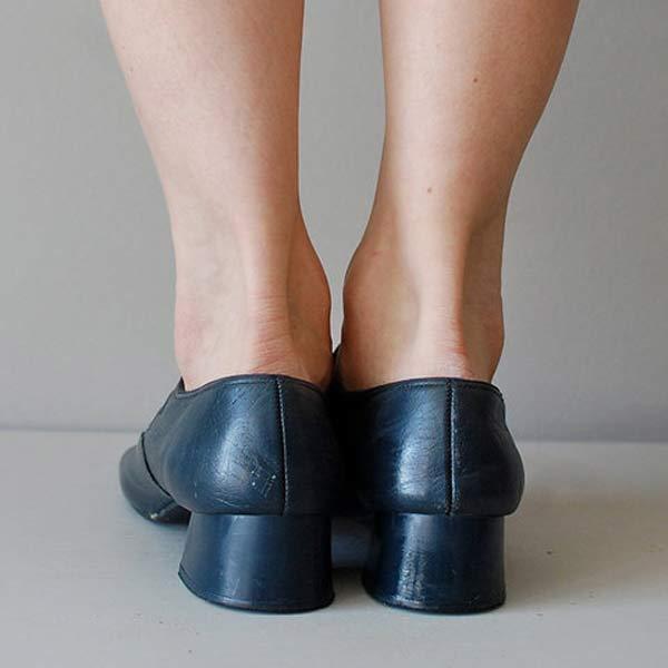 Sandalias de cuña de cuero con hebilla ajustable | Ideal para el verano
