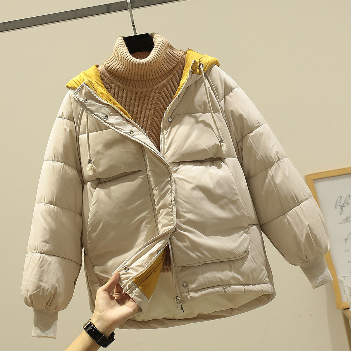 Chaqueta Acolchada con Capucha – Ideal para el Invierno