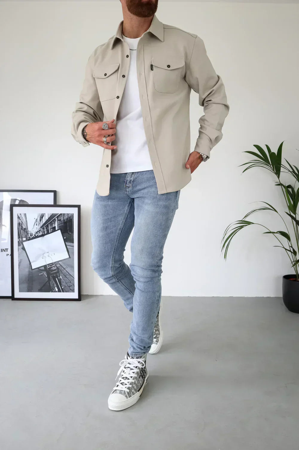 Camisa overshirt de diseño atemporal y material transpirable