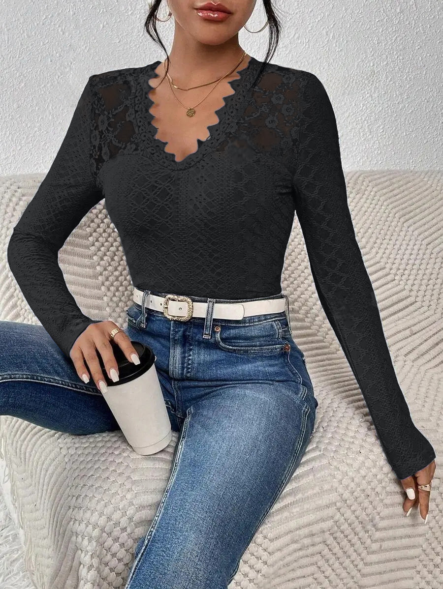 Blusa de Mujer de Manga Larga con Cuello en V y Paneles de Encaje