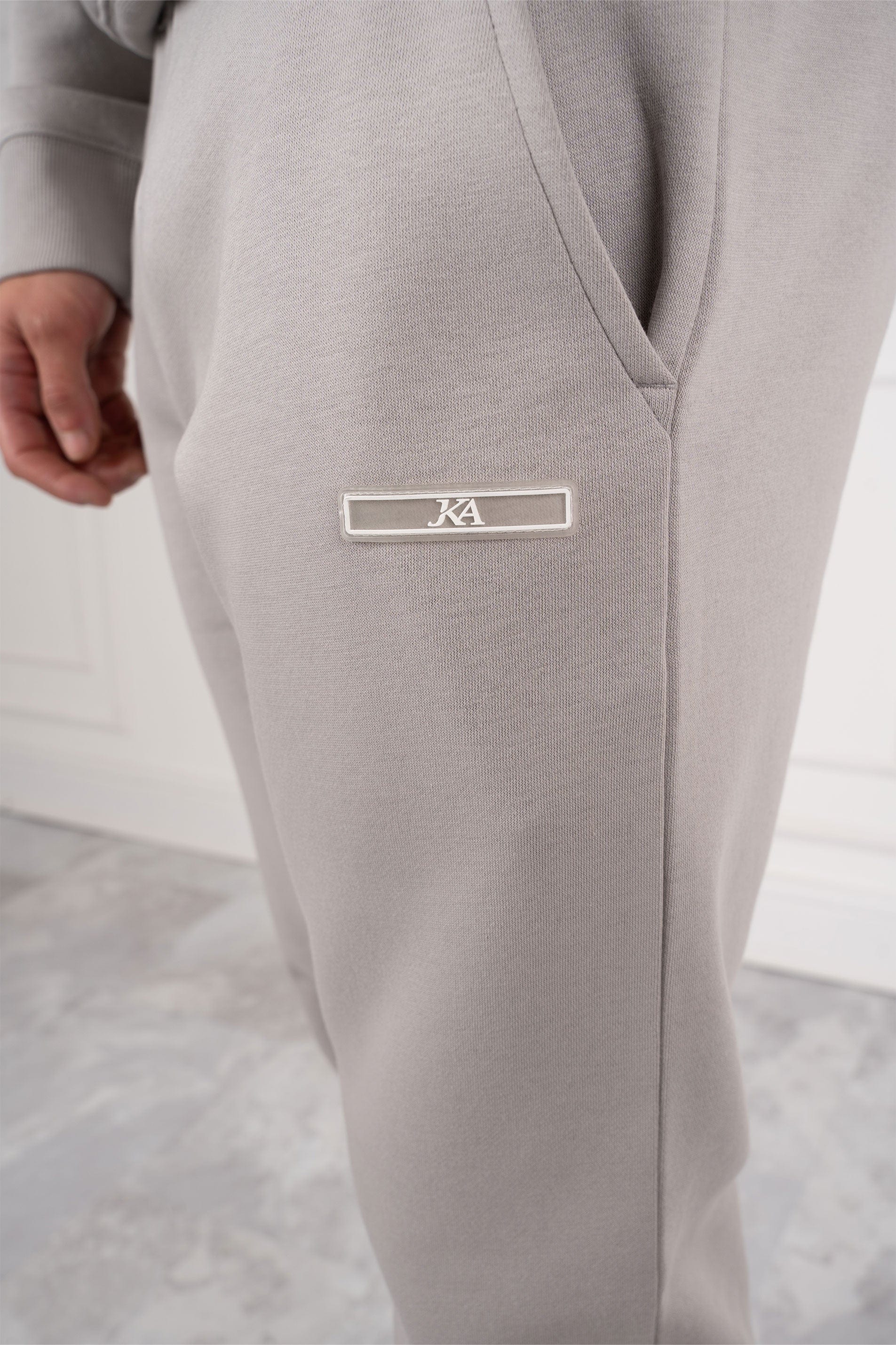 Completo Slim Fit para Entrenamiento con Diseño Entallado – Para Actividad Física y Uso Diario