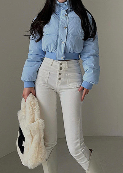 Chaqueta Corta Acolchada con Cuello Alto y Cremallera | Ideal para el Invierno