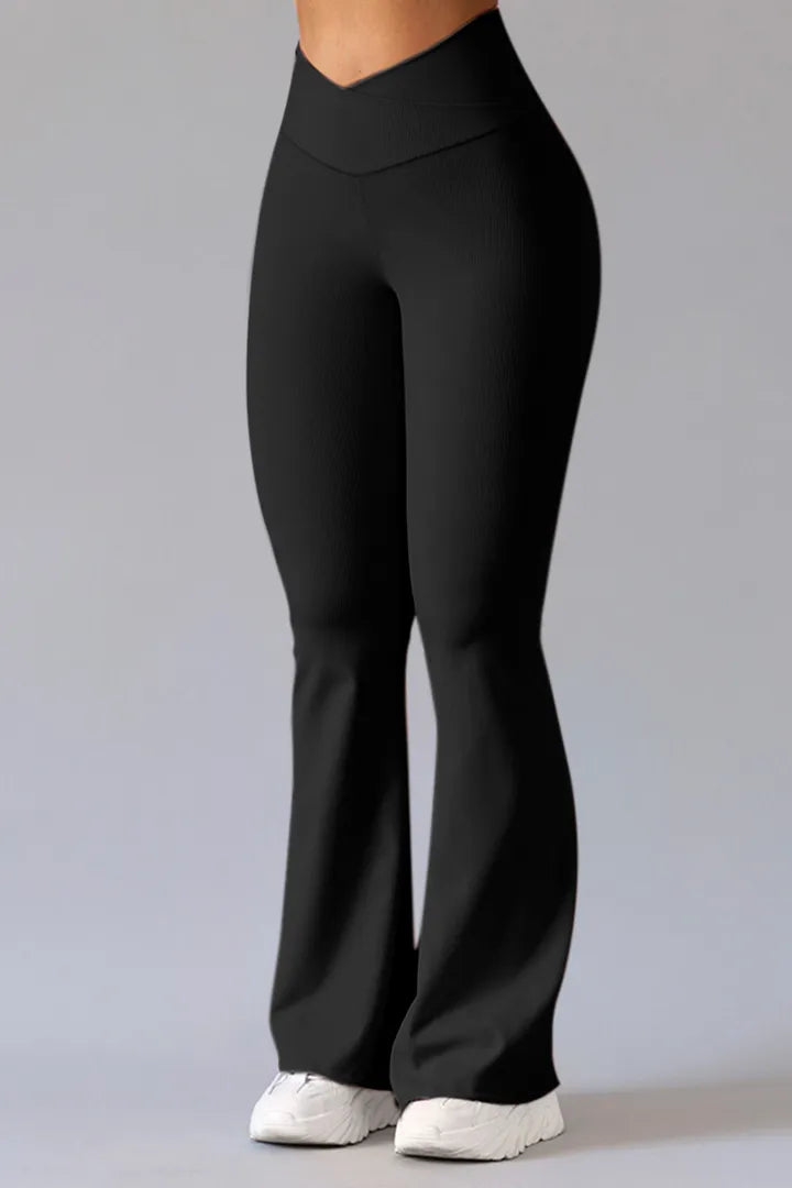 Pantalones deportivos ajustados con diseño cómodo y práctico