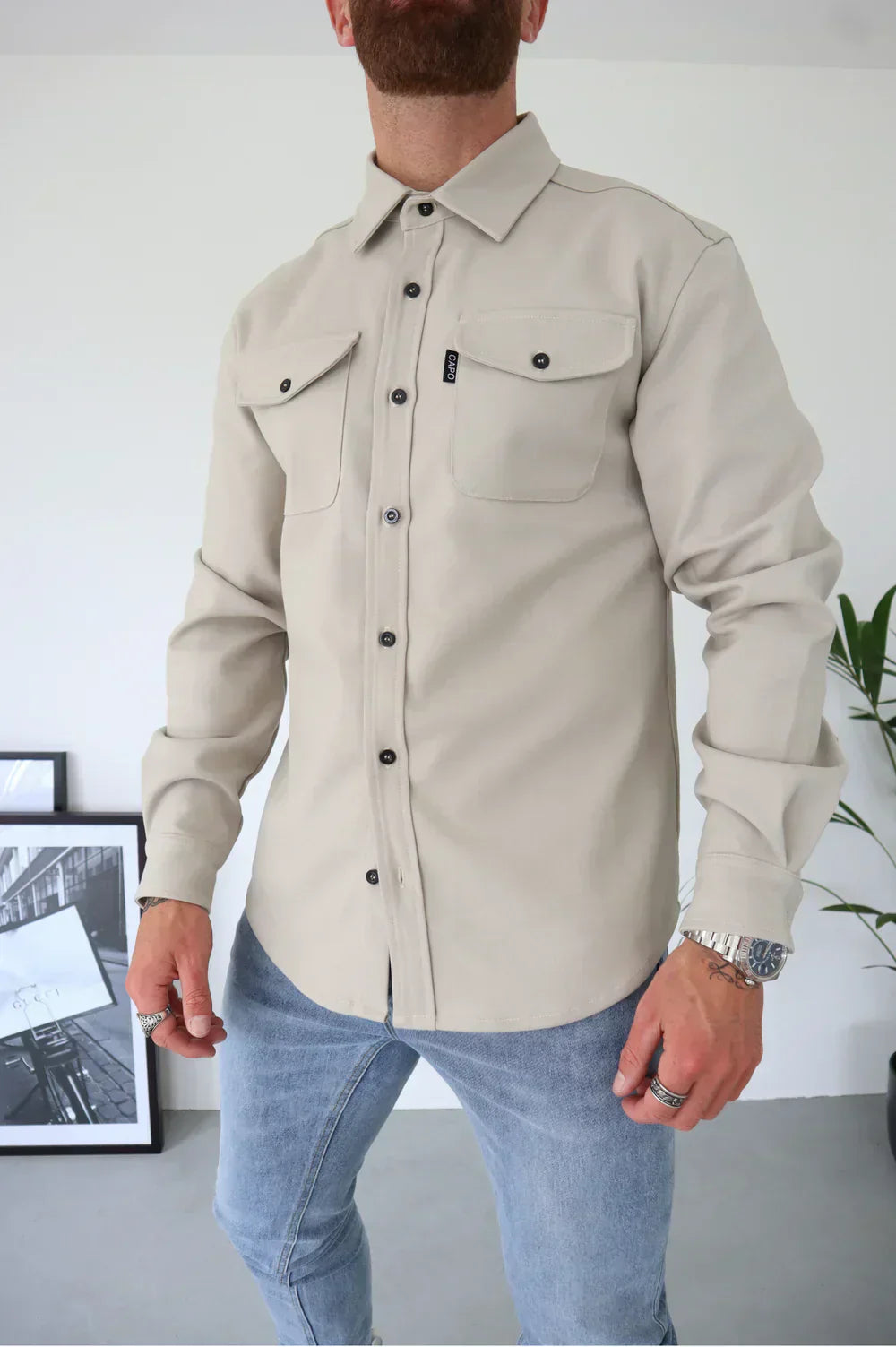 Camisa overshirt de diseño atemporal y material transpirable
