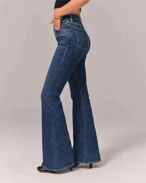 Jeans ajustados de estilo moderno con cintura alta