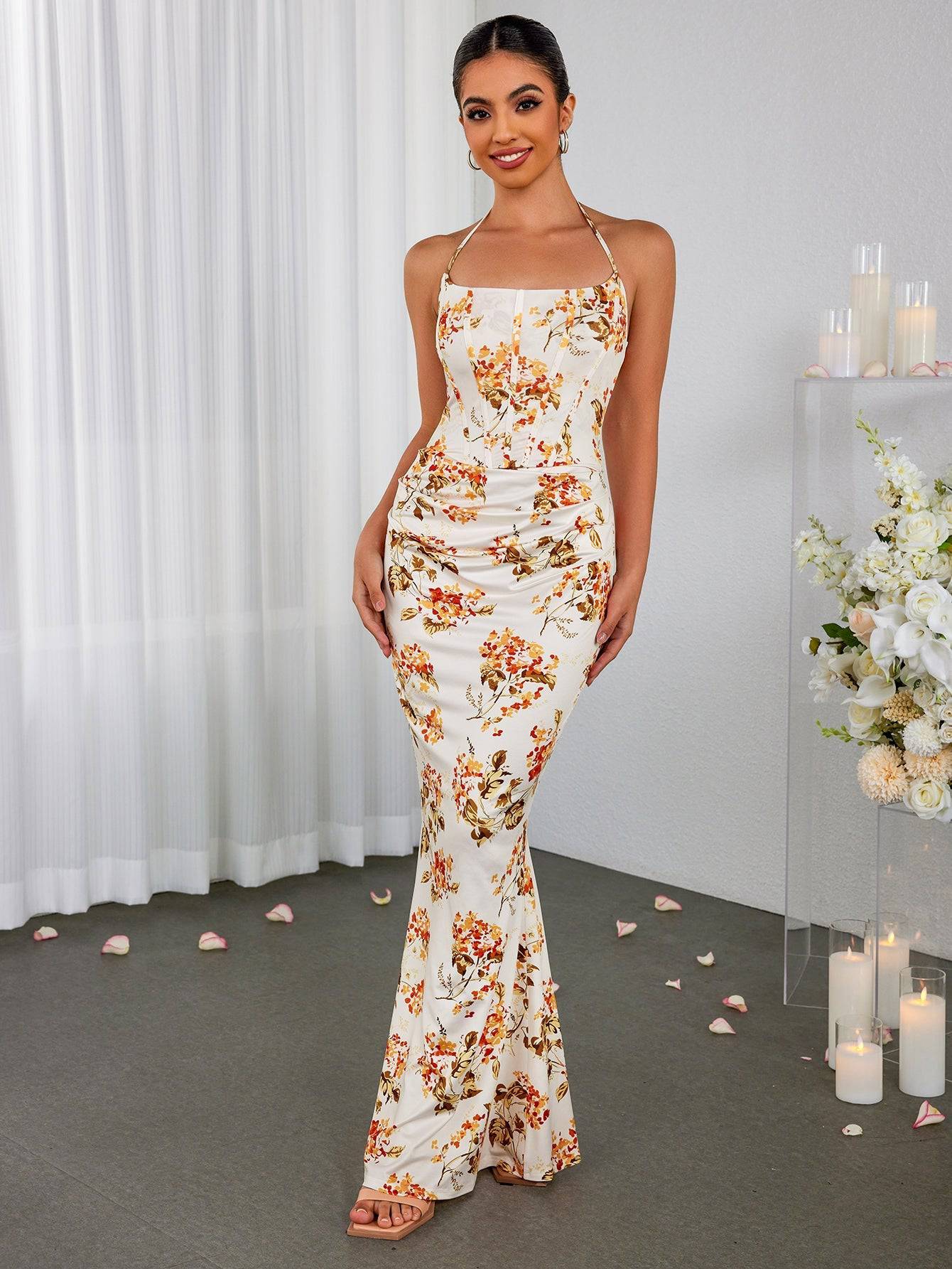 Vestido Ajustado con Estampado Floral, Cuello Halter, Corset y Fruncido | Ideal para Verano