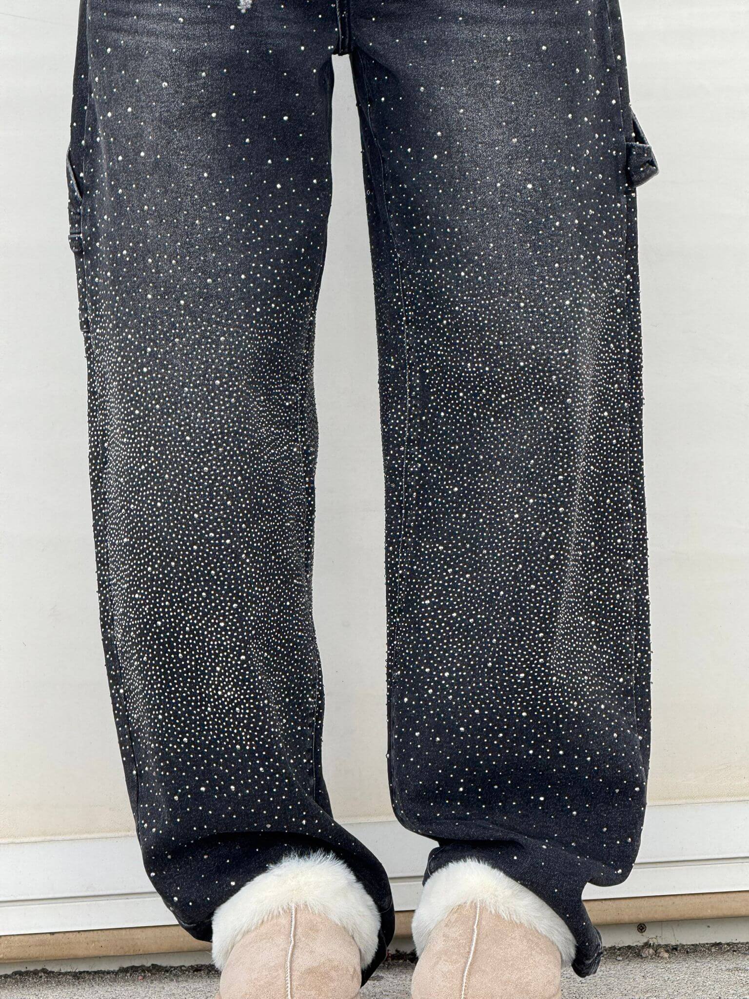 Jeans de pierna ancha tipo globo con detalles de pedrería | Ideal para primavera y otoño
