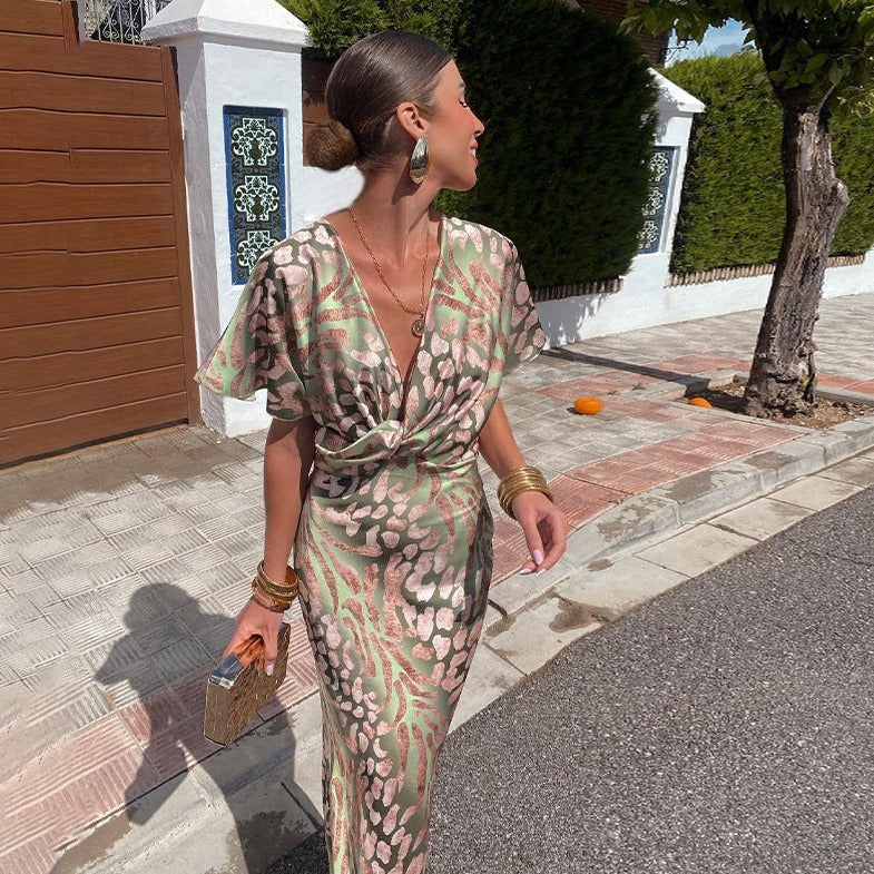 Vestido Largo con Estampado Floral y Escote en V con Frente Retorcido | Ideal para Primavera y Verano