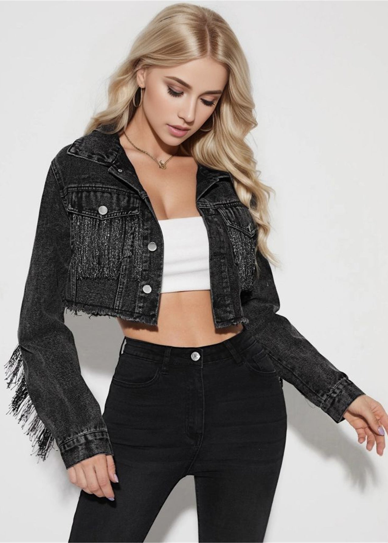 Chaqueta de Mezclilla con Flecos y Costuras | Ideal para Primavera y Otoño