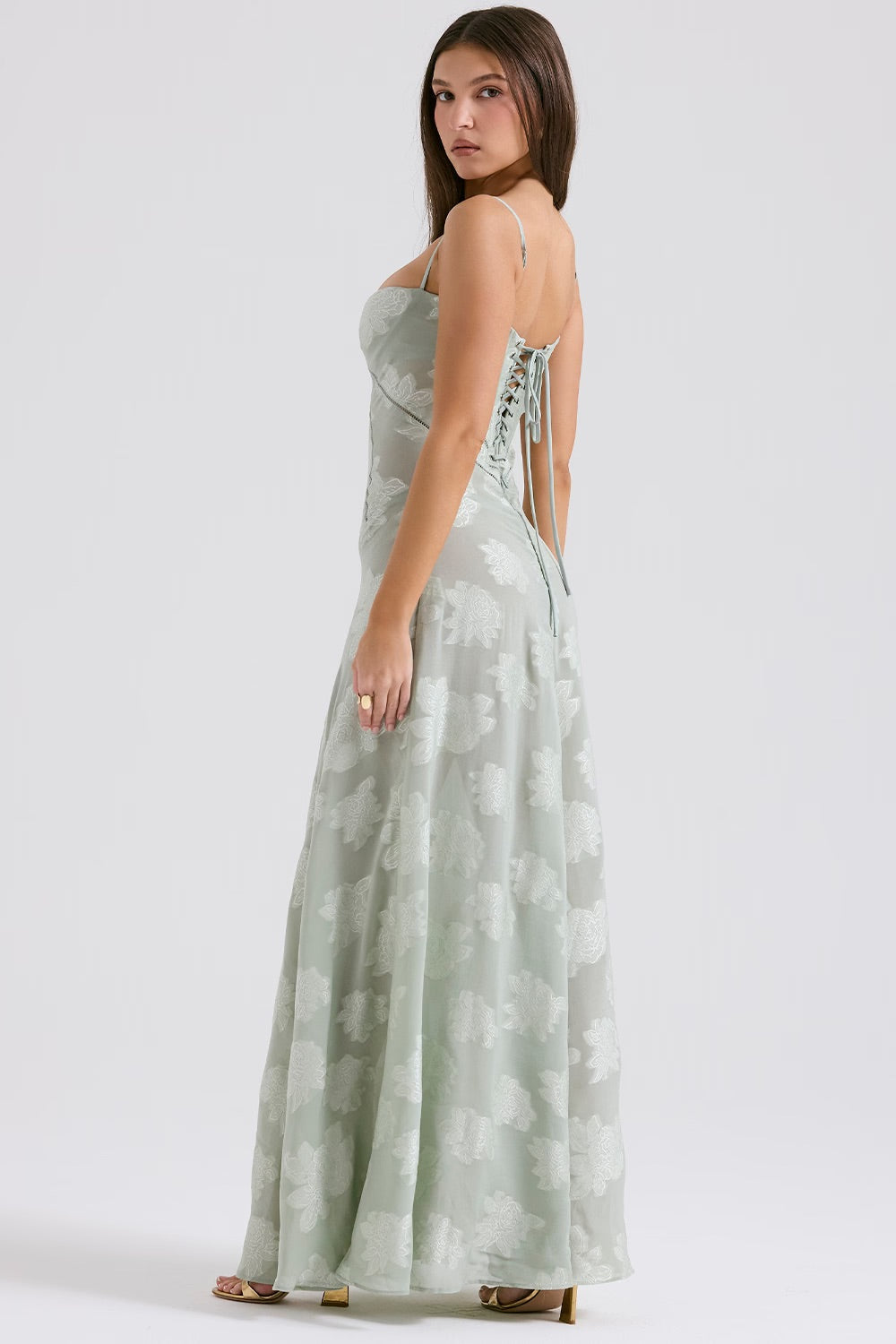 Vestido Largo de Encaje con Tejido Brillante | Ideal para Primavera y Verano